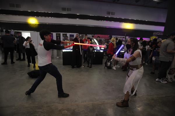 Participantes en al Comic Con, en Ciudad de Panamá. EFE