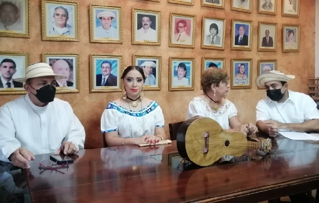 Entre las actividades tradicionales del festival de la Mejorana el desfile de carretas, que alcanza cerca de 30 delegaciones confirmadas, al igual que presentaciones artísticas de grupos folclóricos de todo el país. Foto. Thays Domínguez