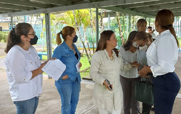 Varias comunidades educativas como Bolivia, IPT de Colón, El Jiral, entre otras, han pedido durante este año lectivo, mejoras a las instalaciones, a las cuales asisten los estudiantes. Foto. Diomedes Sánchez