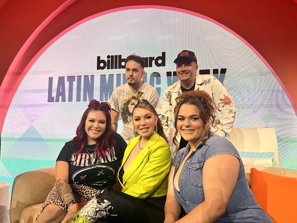 Los cinco hijos de Jenni Rivera, (de izq. a dcha.) Johhny, Mikey, Jacqie, Chiquis y Jenicka. Foto: EFE / Alicia Civita