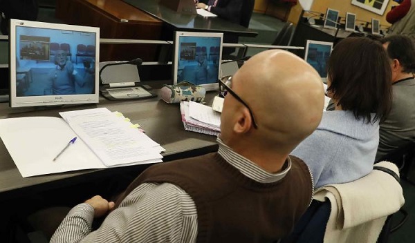 Muchos adquirieron la versión paga de la plataforma. Foto: EFE