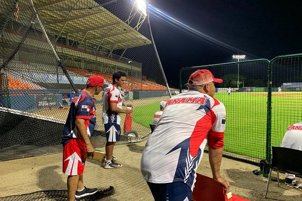 El equipo panameño ha estado entrenando en el estadio 'Flaco Bala'  Hernández. Foto: Fedebeis