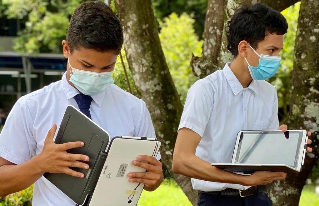 Más de 1,100 escuelas a nivel nacional no cuentan con acceso a internet. Foto: Archivo