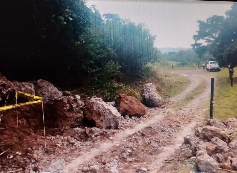 La víctima realizaba algunas tareas en la zona, cuando ocurrió el derrumbe. Mayra Madrid 