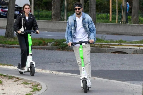 Clara Chía Marti y Gerard Piqué en París. Foto: Tomada de Internet