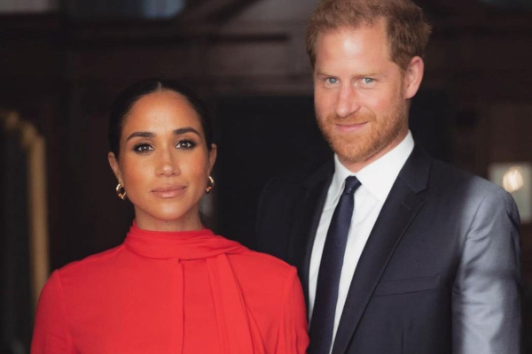 Meghan Markle y el príncipe Harry. Foto: Misan Harriman