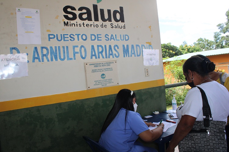 Hay supuesto apoyo a través de Ferias de Salud a precandidatos a representantes. Foto: Eric A. Montenegro