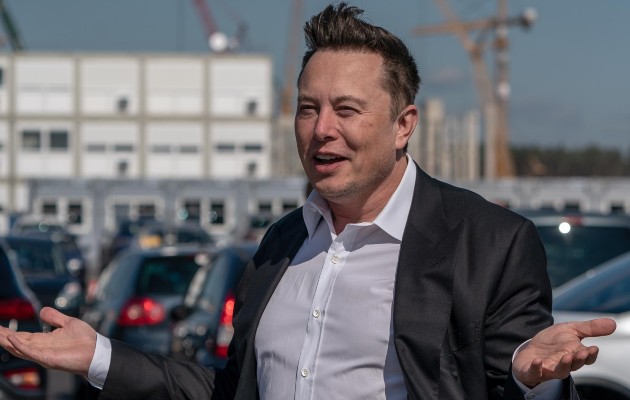 Twitter se ha negado a retirar su demanda en contra del el director ejecutivo de Tesla. Foto: EFE