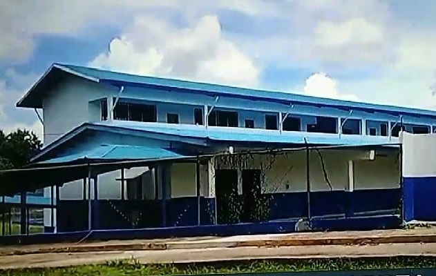 La riña ocurrió en el Centro Educativo Básico General José Santos Puga, ubicado en la ciudad de Santiago. Foto. Melquíades Vásquez