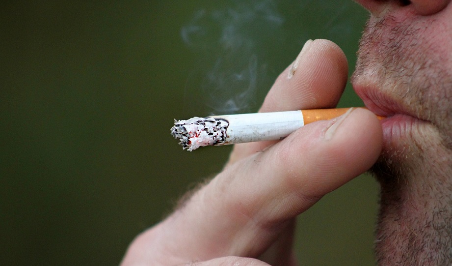 Fumar es definitivamente el factor de riesgo más importante para el cáncer de pulmón. Foto: Pixabay