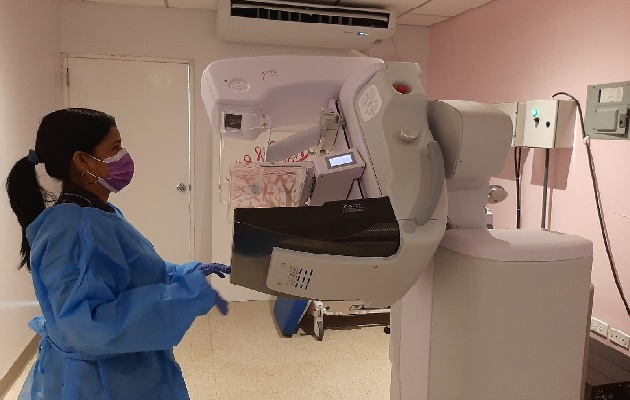Se organizaron jornadas extraordinarias de mamografías en dos instalaciones de salud, en los distritos de Pesé y Chitré. Foto. Thays Domínguez