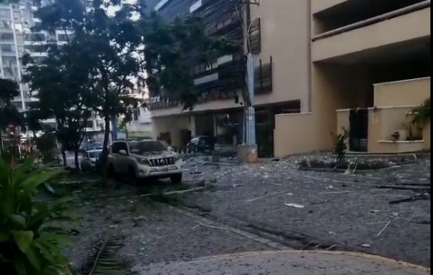 La explosión ocurrida en el piso 12 dejó al menos 15 personas lesionadas. Foto: Cortesía