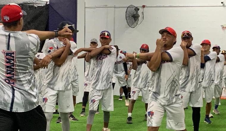 Equipo de Panamá U18. Foto: Fedebeis