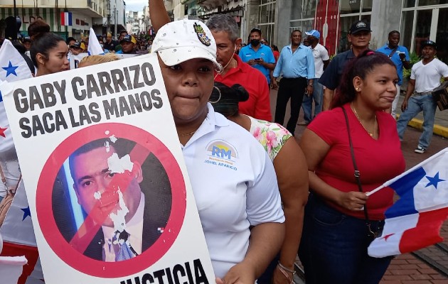 Realizando Metas marcha a la Presidencia de la República. Foto: Víctor Arosemena