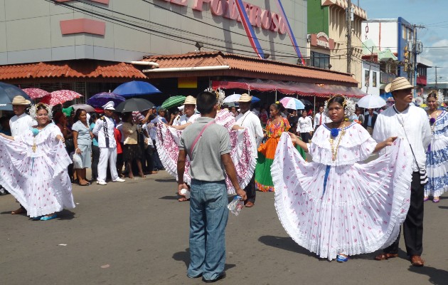 Estas celebraciones de días patrios son muy esperadas por la población. Foto / Melquiades Vásquez.