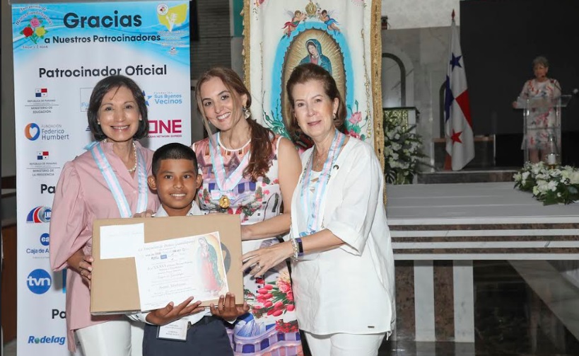 Primer puesto en oratoria, Antonio Montezuma (C.E.B.G Alto Bonito - Ngobe Buglé). Foto: Cortesía