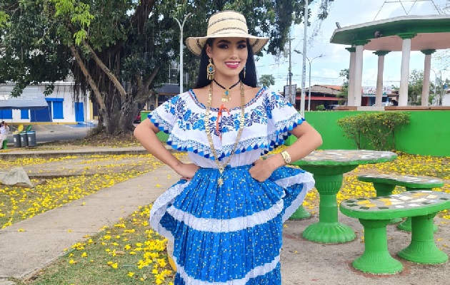 La alcaldía de La Chorrera designó a Anubis Gabriela Osorio, como “Embajadora Cultural”. Foto. Eric Montenegro