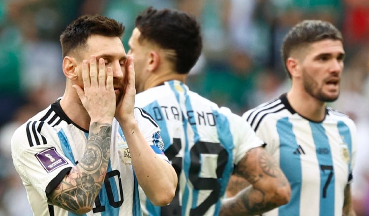 Messi, lamenta la derrota de Argentina ante Arabia Saudí. Foto:EFE