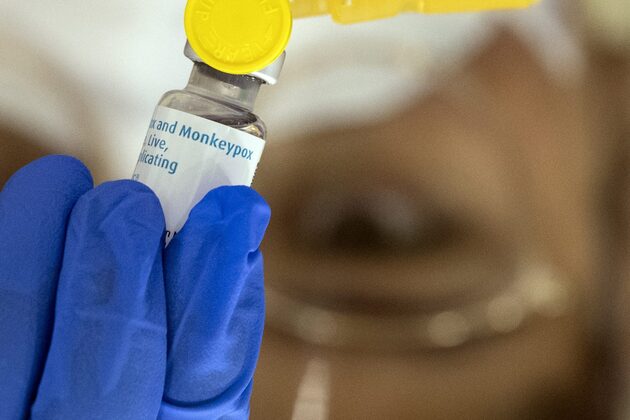 Unas 20 dosis de la vacuna contra la viruela se han aplicado en Panamá. Foto: EFE