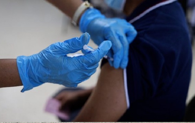 Las vacunas que se colocan en Panamá son de Pfizer. Foto: CSS