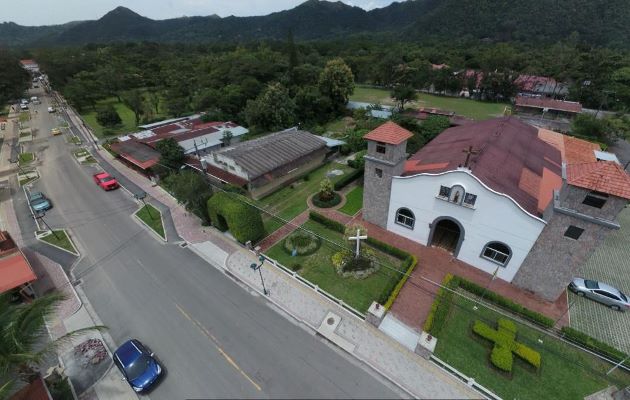 El Valle de Antón se ubica sobre  un cráter de volcán, el más grande habitado en  América Latina y posee una diversidad de recursos naturales  para que el visitante disfrute. Foto: Cortesía ATP