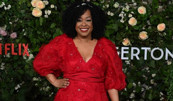 Shonda Rhimes no quiere formar parte de los planes de Elon Musk. Foto: Archivo / EFE