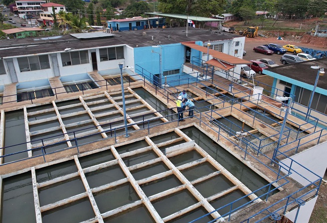 El pasado 30 de noviembre se realizaron trabajos de limpieza en la potabilizadora. Foto: Eric A. Montenegro