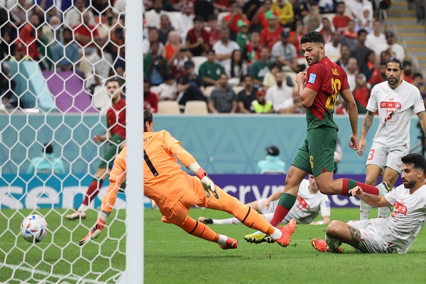 Goncalo Ramos anotó tres goles. Foto: EFE