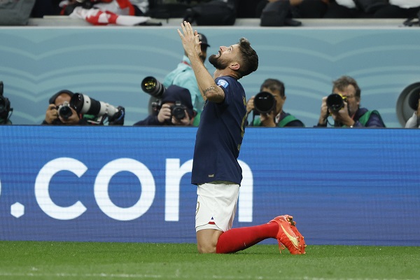 Oliver Giroud festeja su gol ante Inglaterra. Foto: EFE