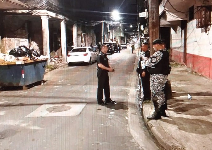 El ataque armado fue en las calles 7 y 8 avenida Justo Arosemena. Foto: Diomedes Sánchez