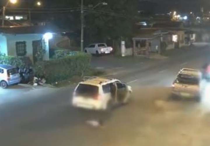 Niño cae a la vía desde un auto en marcha en La Chorrera