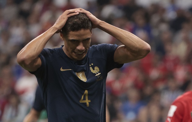 Varane ha presentado síntomas en las últimas horas. Foto: EFE