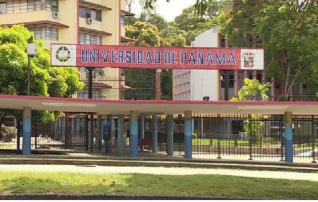 La Universidad de Panamá tiene más de 90,000 estudiantes. Foto:UP