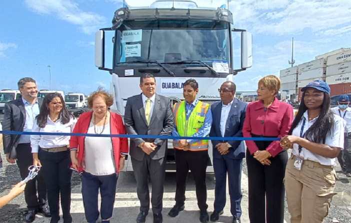 La entrega se hizo en el Puerto Manzanillo International Terminal. Foto: Diomedes Sánchez