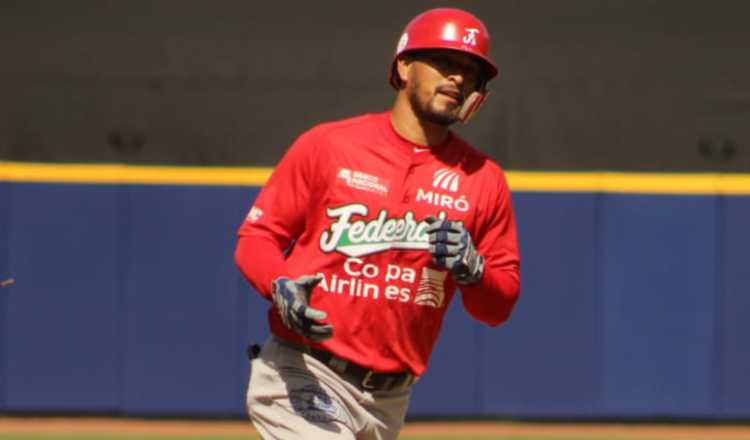 Jhonny Santos de los Federales de Chiriquí. Foto:EFE