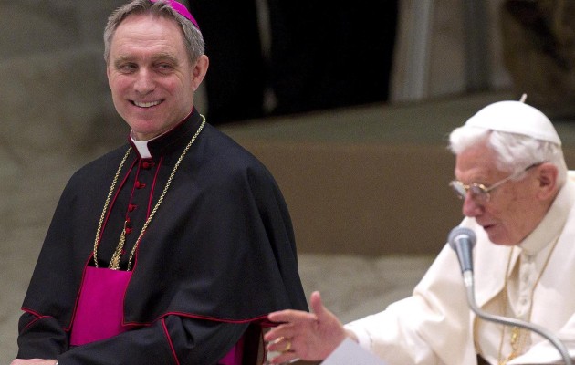 Monseñor George Gänswein, el fiel secretario de Benedicto XVI. Foto: EFE