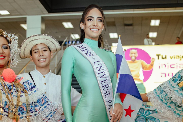 Solaris Barba lleva aproximadamente 10 maletas. Foto: Instagram / @missuniversepanamainc