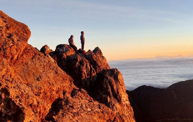 Uno de los principales destinos de montaña y senderismo, es la cima del volcán Barú en el Parque Nacional Volcán Barú (PNVB) y el Parque Internacional La Amistad (PILA); en las costas. Foto. Archivo