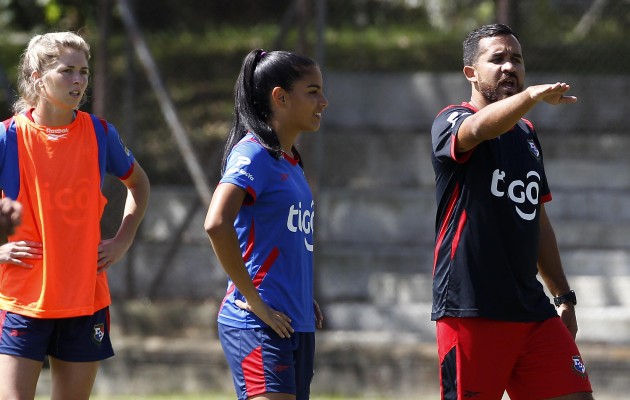 Selección de fútbol mayor femenino de Panamá. Foto: EFE