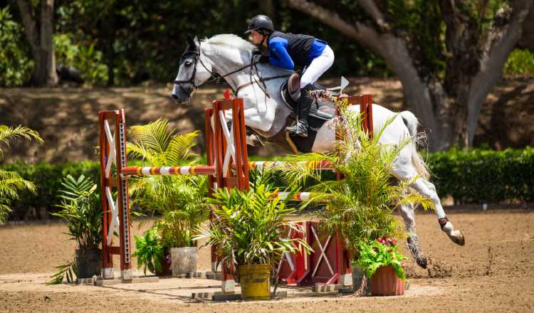 Alexandra Ortega en competencia. Foto: Mónica Gónzalez.