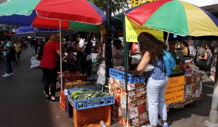 Nueve de cada 10 empleos que se están generando actualmente en el país son temporales o informales, dice analista. Cortesía