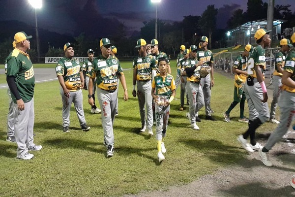 Panamá Oeste, jugadores del béisbol juvenil. Foto: Fedebeis