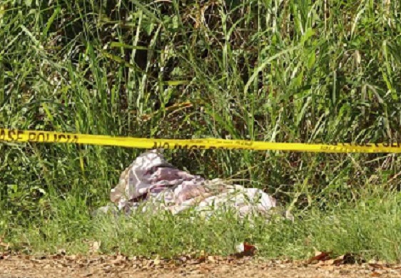 El cuerpo fue encontrado en una cuneta del sector de Villa Esperanza, de Los Andes No. 2.