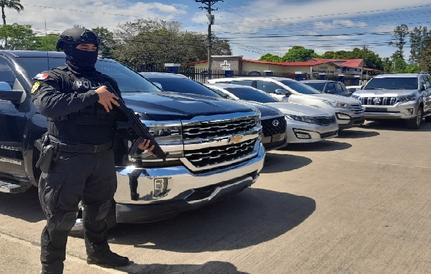 La jueza de garantías ordenó el decomiso de bienes tales como: dinero, carros, cuentas bancarias, yates, fincas y una fundación privada. Foto. José Vásquez