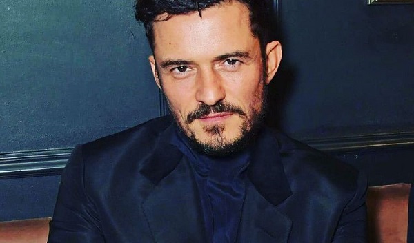 Orlando Bloom no lava muy seguido la ropa. Foto: Instagram