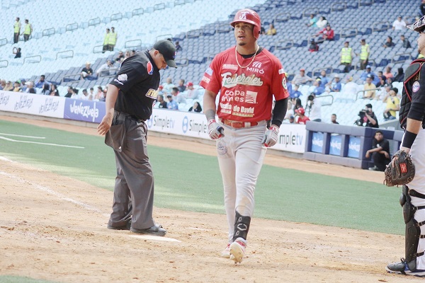 Ariel Sandoval, pegó cuadrangular. Foto: Cortesía