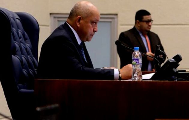 Licencia y sueldo de representantes y alcaldes es prioridad para la Asamblea Nacional. Foto: Cortesía