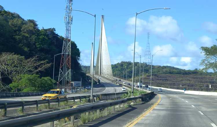 El puente Centenario fue el segundo en construirse sobre el Canal de Panamá. Foto: Archivo