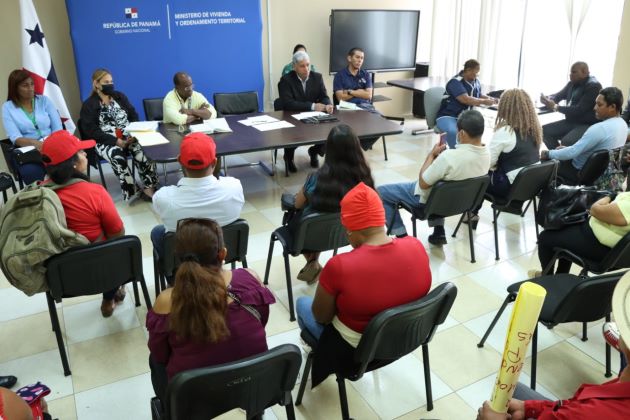 La reunión de seguimiento por parte de las autoridades del Miviot convocó en un solo lugar a abogados, líderes, voceros y moradores de la coordinadora.