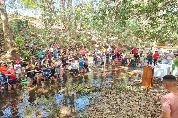 Hay jornadas de oración, actividades educativas y conviven más con la naturaleza. Foto. Thays Domínguez